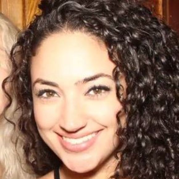 Meet your Posher, Ashley - Picture 1 of 1